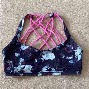 lululemon sports bra